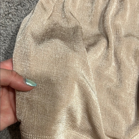 Beige Lace-Up Halter Top - Picture 4 of 5